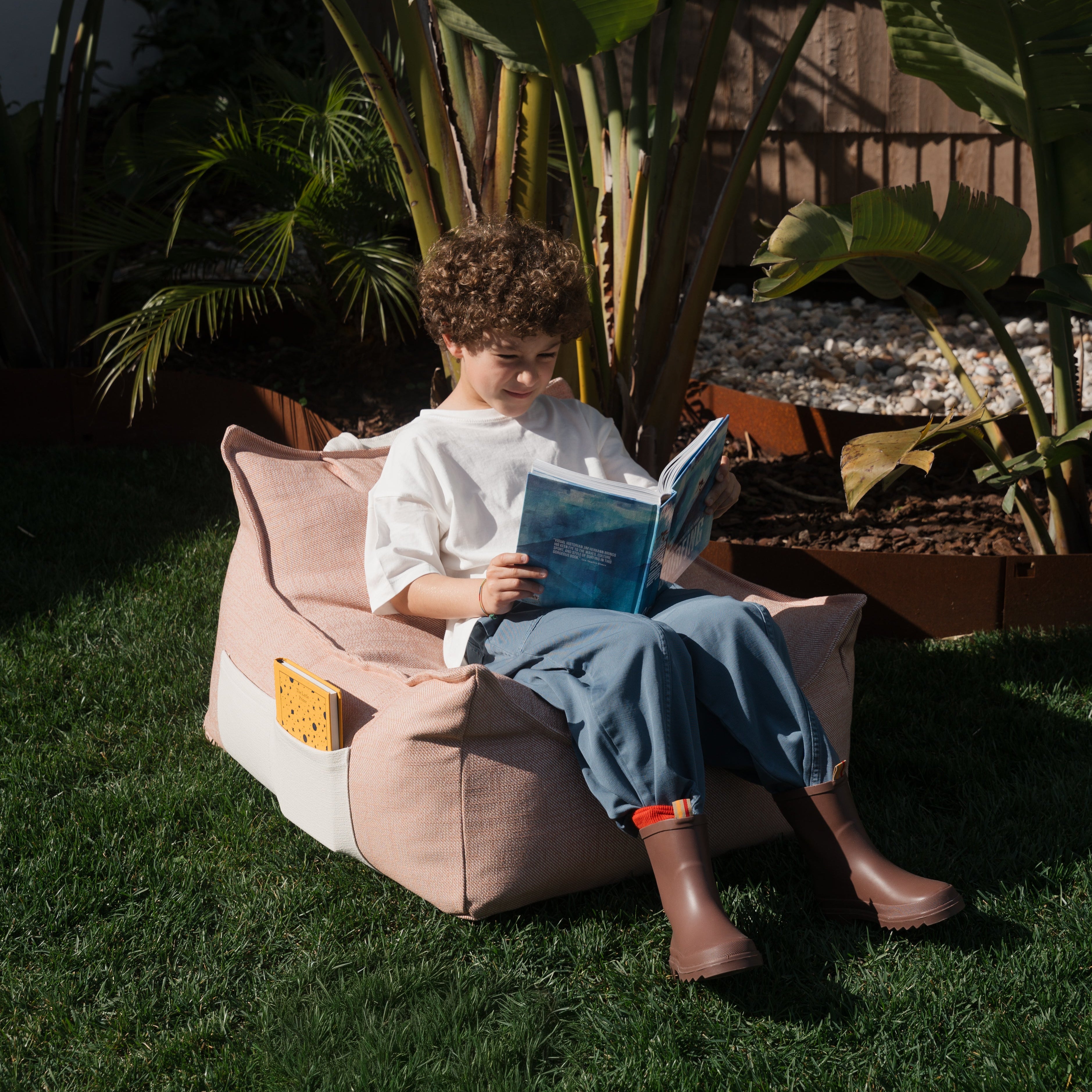 Outdoor bean bag in new colors