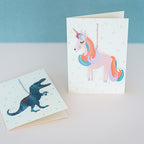 Atelier Sasu Grusskarte mit Couvert Dinosaurier bei Yay Kids