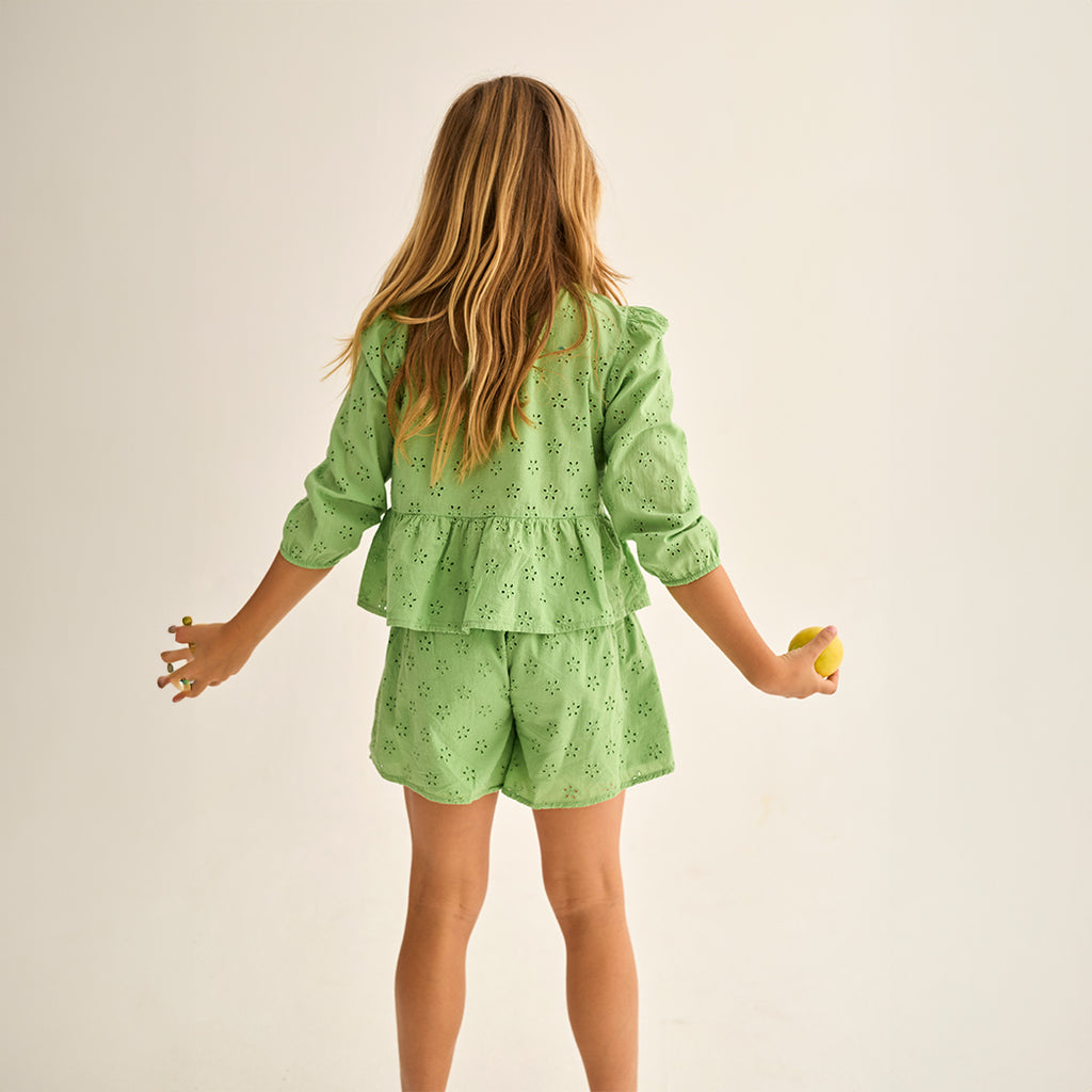 Cozmo Musselin Bluse Alma swiss green bei Yay Kids