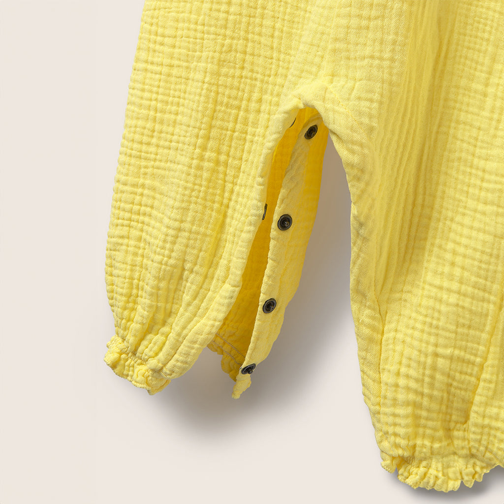 Cozmo Musselin Baby Jumpsuit Ember yellow soft bei Yay Kids