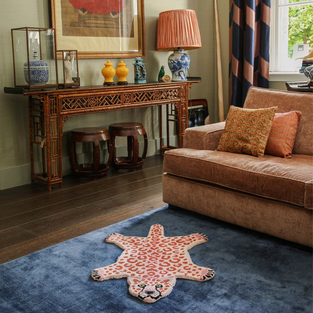 Doing Goods Pinky Leopard Rug Small Deko Teppich klein bei Yay Kids