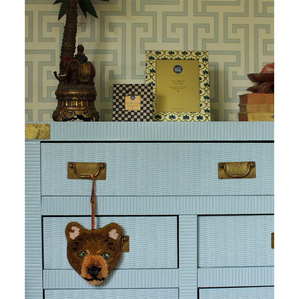 Wall Hanger Archie Check Bear