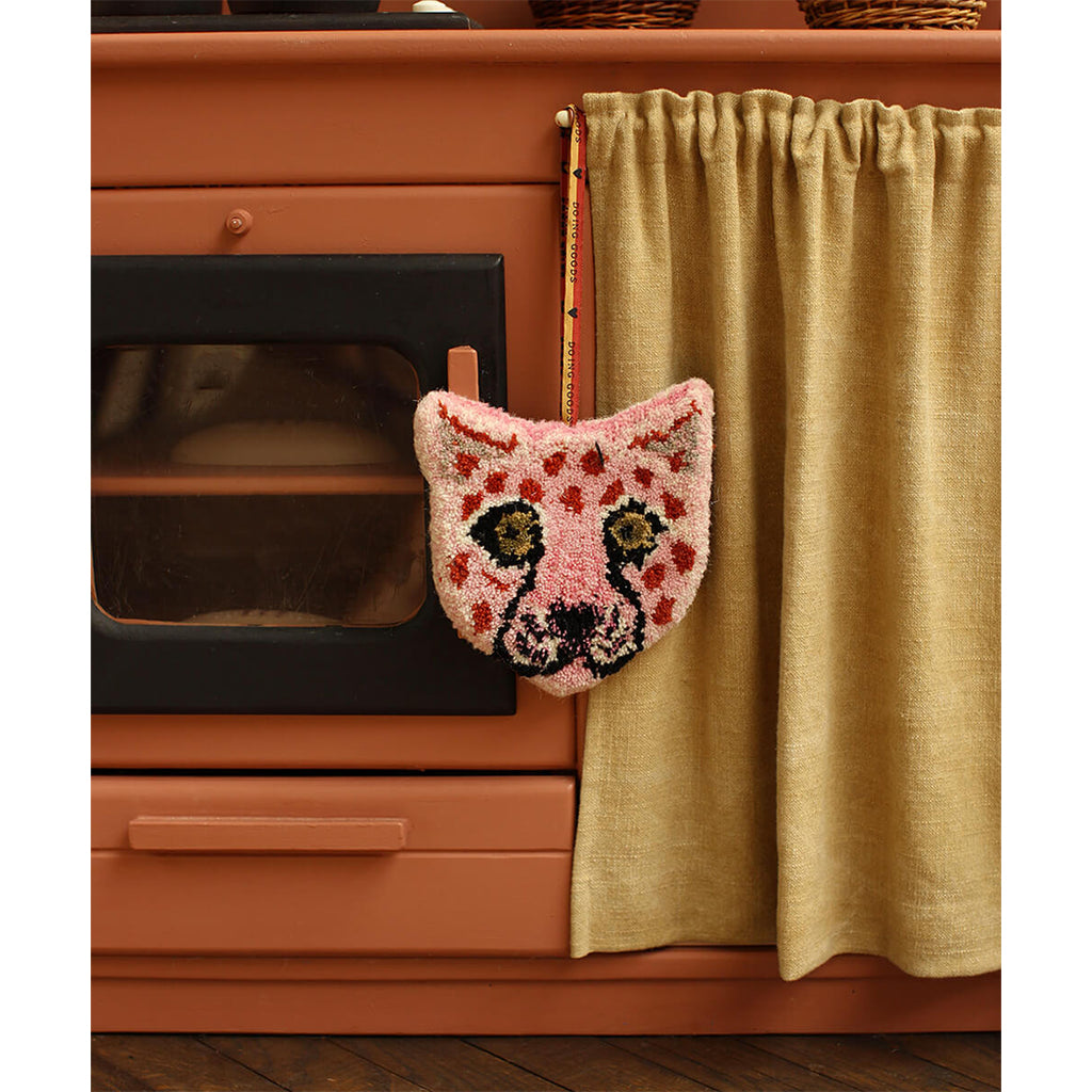 Doing Goods Pinky Leopard Cub Hanger Deko Anhänger bei Yay Kids