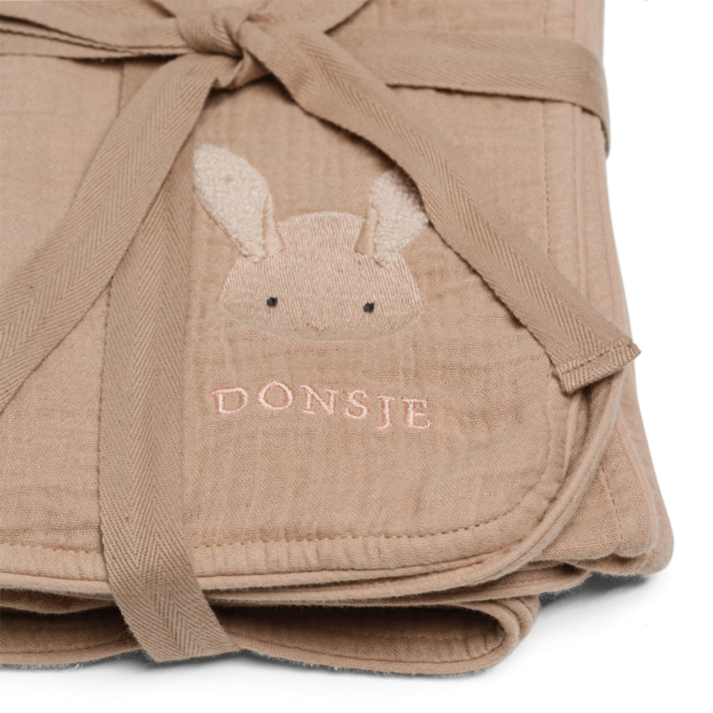 Donsje Amsterdam Decke aus Musselin Ploekie XL Fluffy Bunny Rosa Mocha GOTS bei Yay Kids