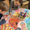 Drawin'kids Kinder Maltisch und Stühle Set XXL Edition bei Yay Kids