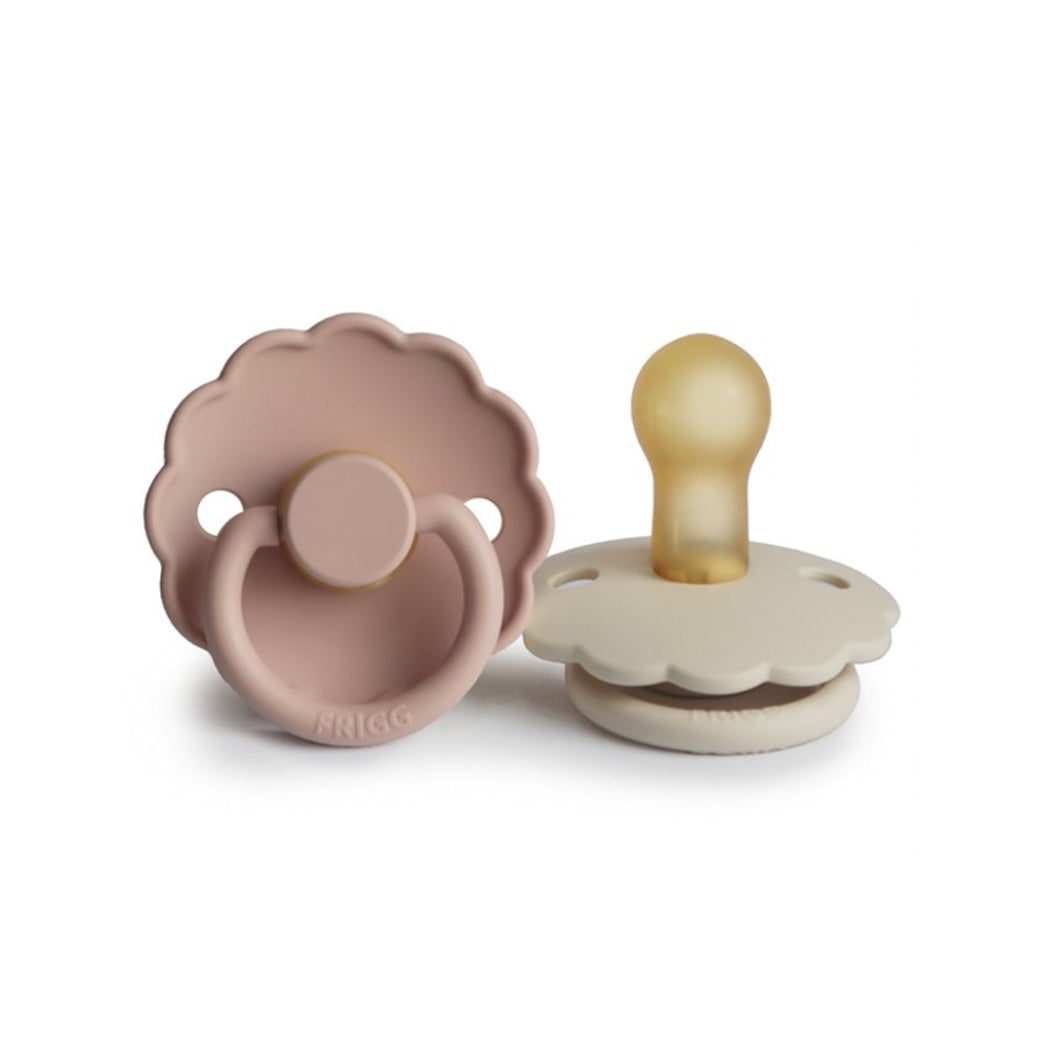 Frigg Baby Latex Schnuller Daisy Blush/ Cream 0-6 Monate bei Yay Kids