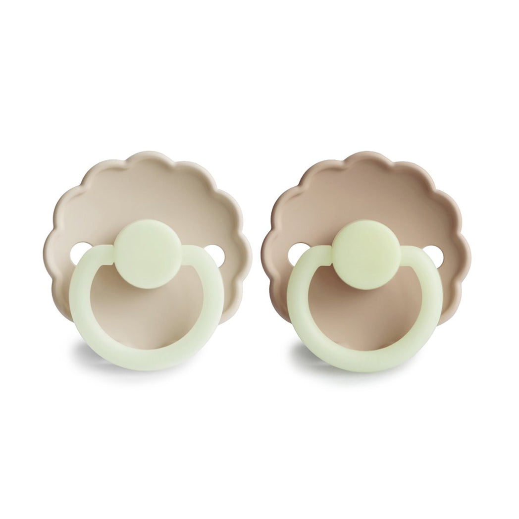 Frigg Schnuller Silikon Daisy Cream/Croissant Night 6-18M bei Yay Kids