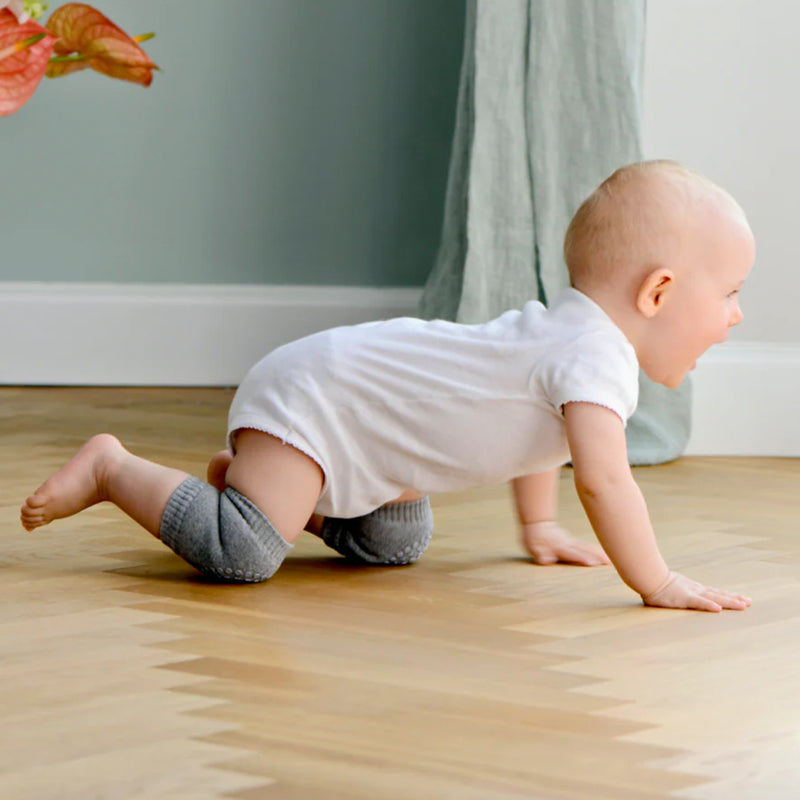 GoBabyGo Baby Krabbel Knieschoner bei Yay Kids
