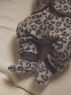 Füsslinge aus Wollfleece Leo