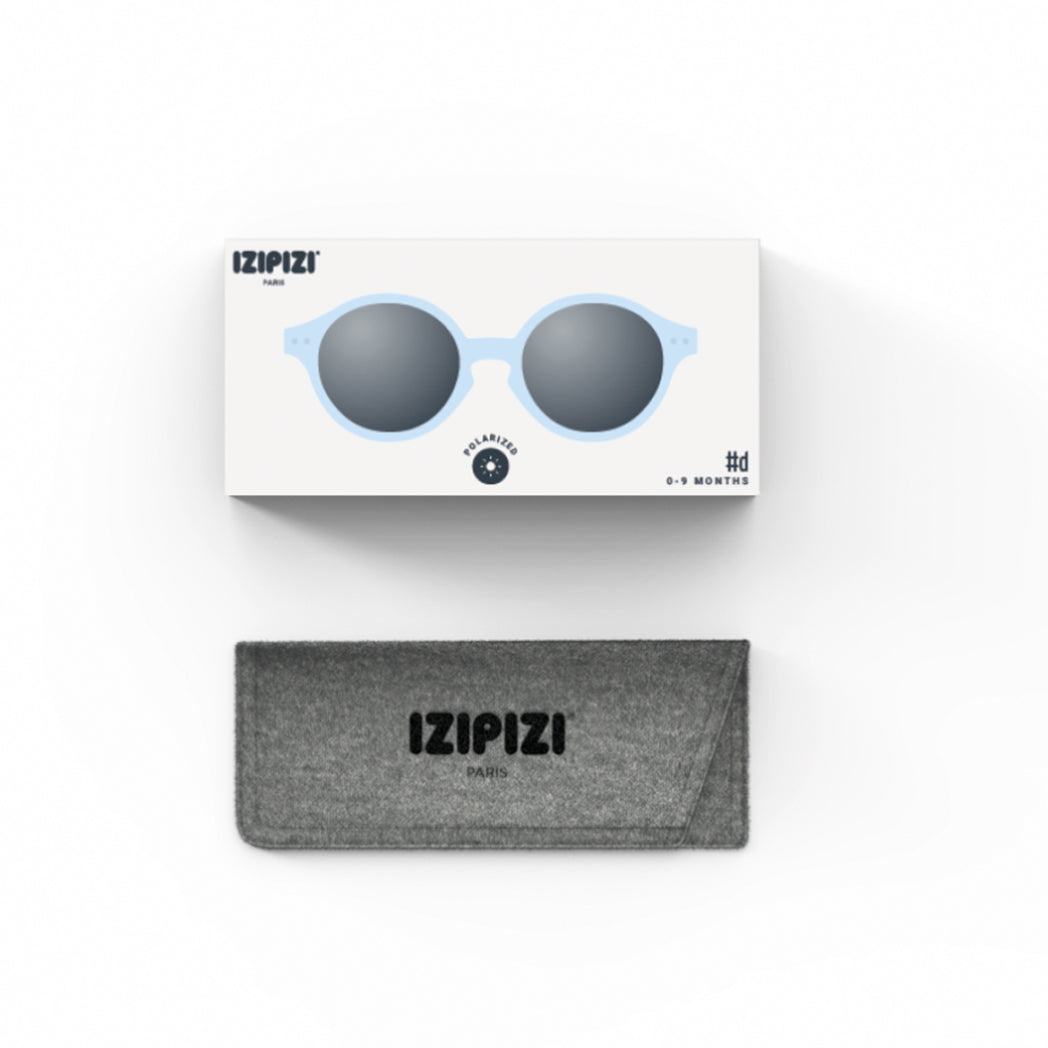 Izipizi Baby Sonnenbrille #D Sweet Blue 0-9 Monate Box bei Yay Kids