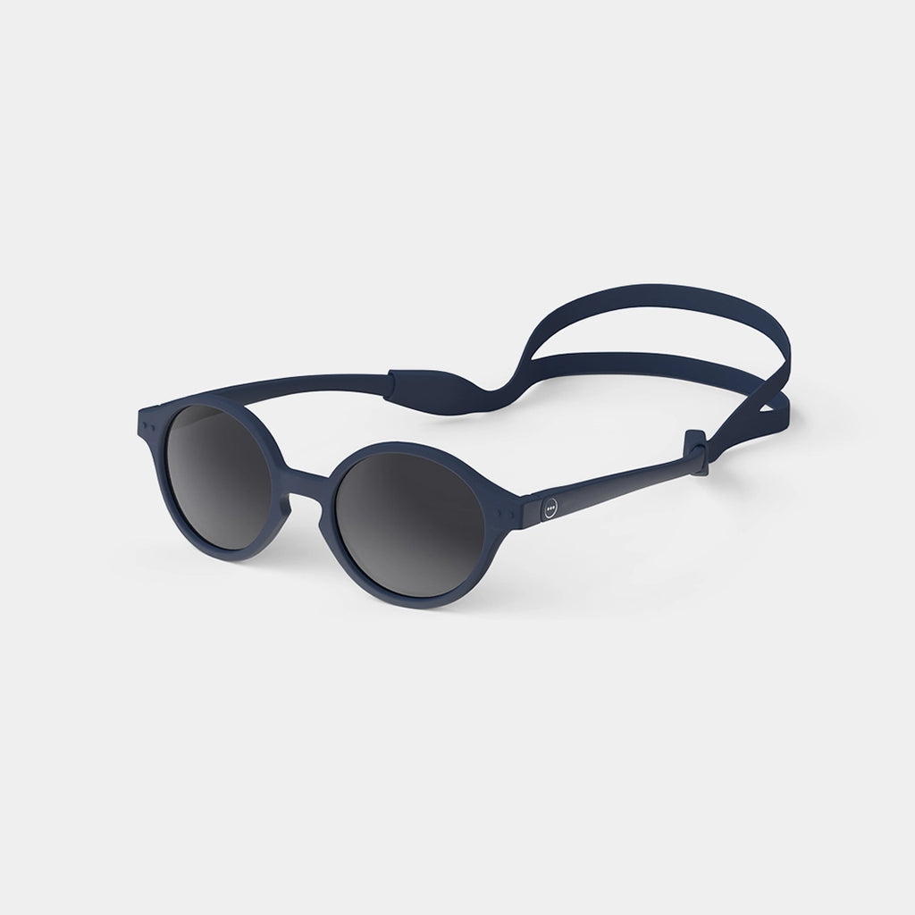 Izipizi Baby Sonnenbrille Denim Blue #D 0-9 Monate bei Yay Kids