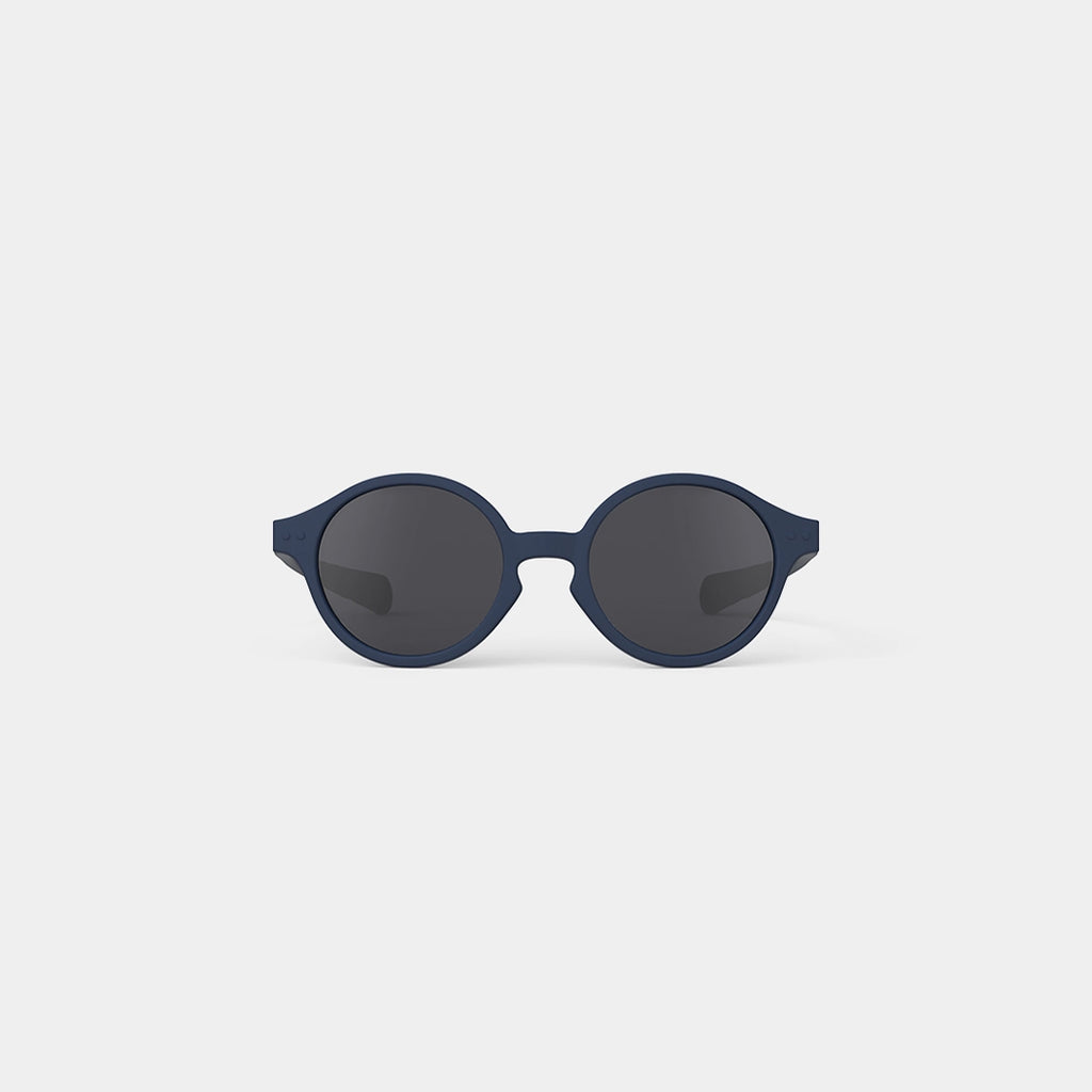 Izipizi Baby Sonnenbrille Denim Blue #D 0-9 Monate bei Yay Kids