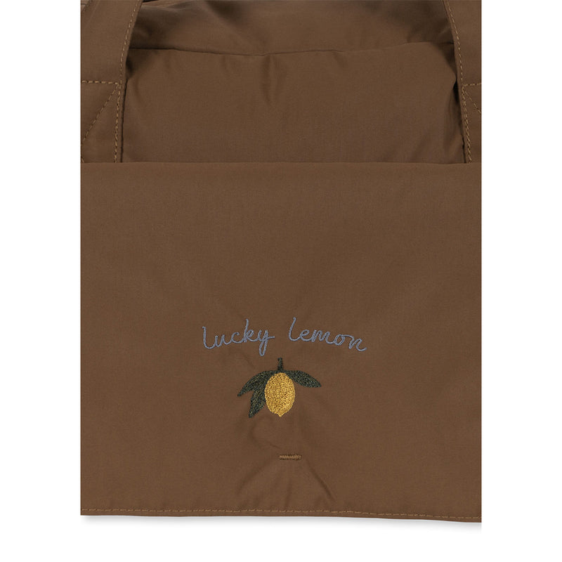 Konges Slojd Wickeltasche All You Need Bag Mini Walnut Lemon bei Yay Kids