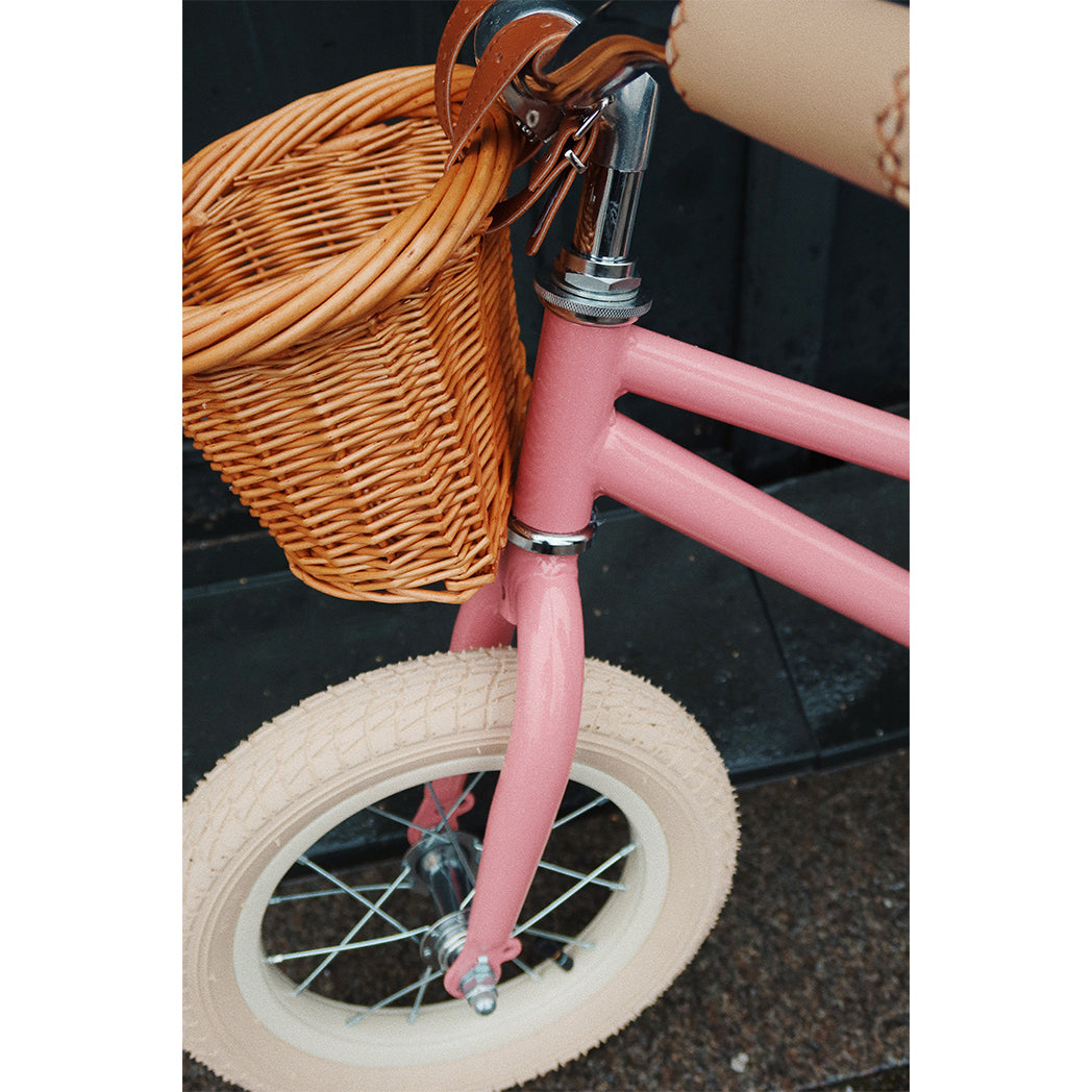 Konges Slojd Kinder Lernlaufrad Glitter Sparkling Pink bei Yay Kids