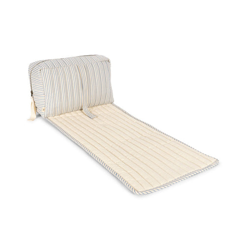 Konges Slojd Necessaire mit Wickelunterlage Bonnie Stripe Bluie bei Yay Kids
