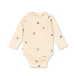 Konges Sløjd Neugeboren Sui Frill Body Cherry GOTS bei Yay Kids