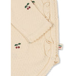 Konges Sløjd Neugeboren Sui Frill Body Cherry GOTS bei Yay Kids