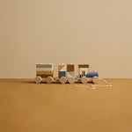 Kid's Concept Zug mit Holzklötzen braun bei Yay Kids