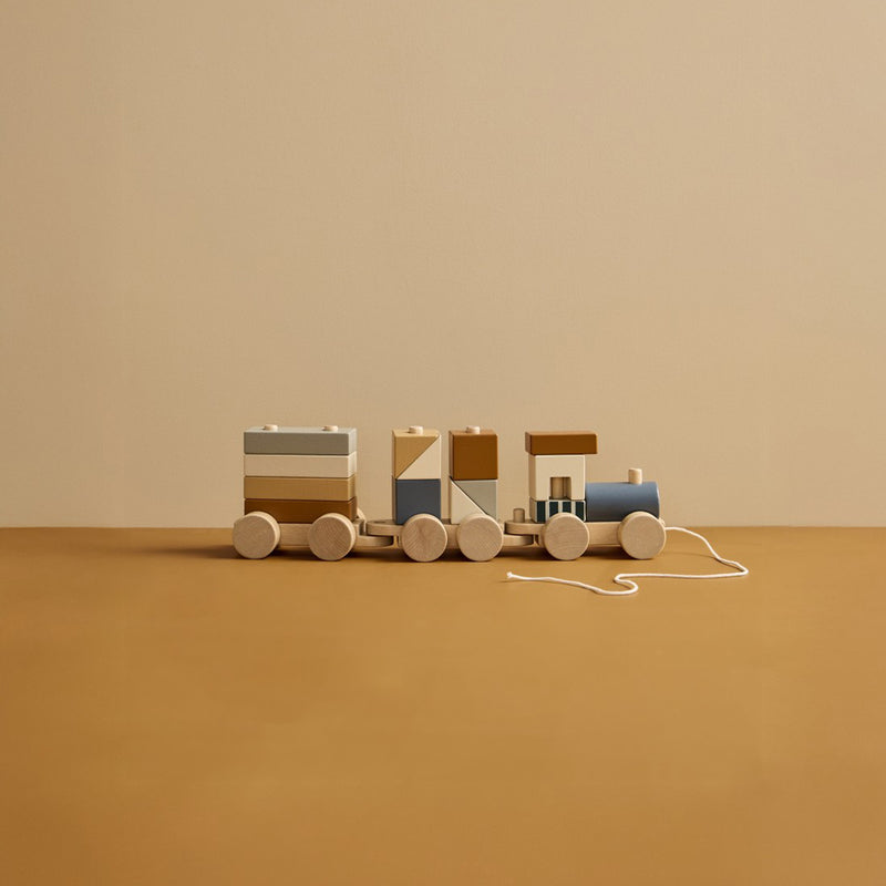 Kid's Concept Zug mit Holzklötzen braun bei Yay Kids