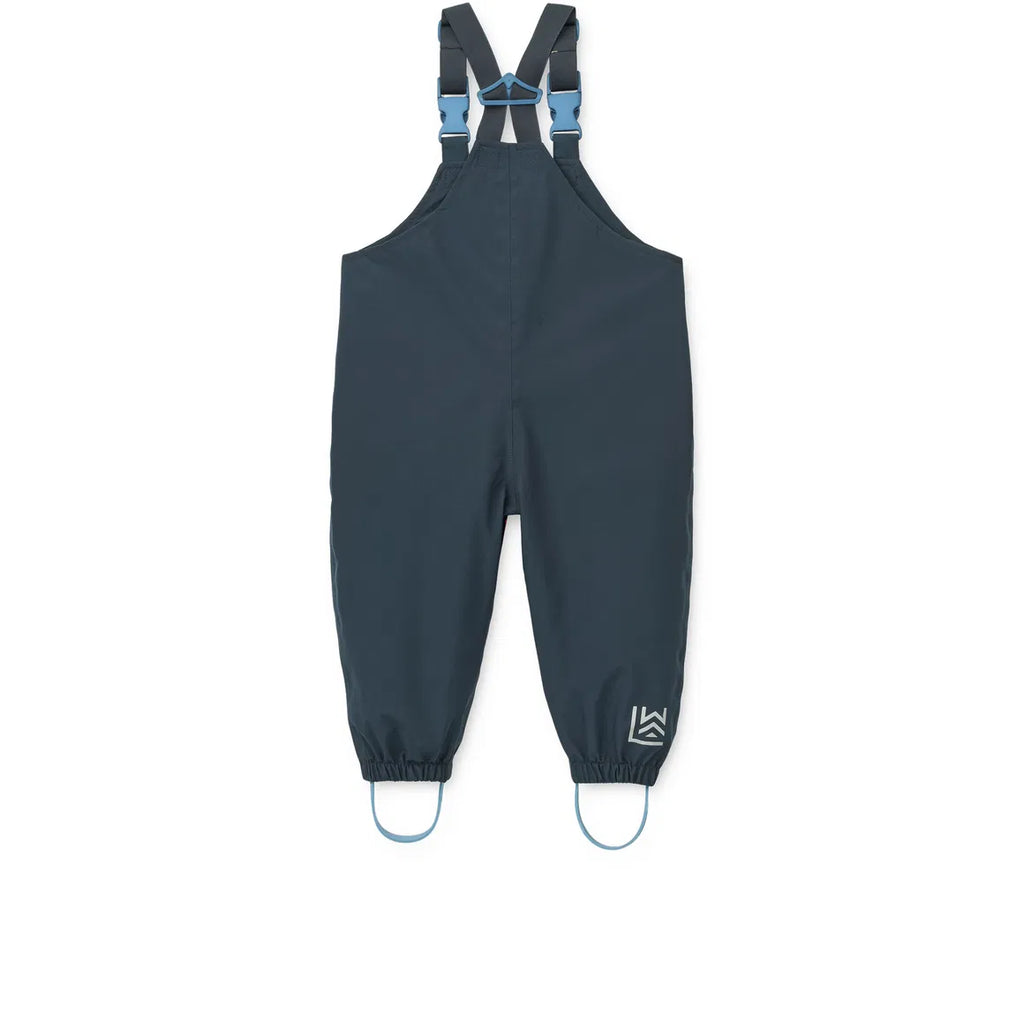 Regenset Manu Sailing