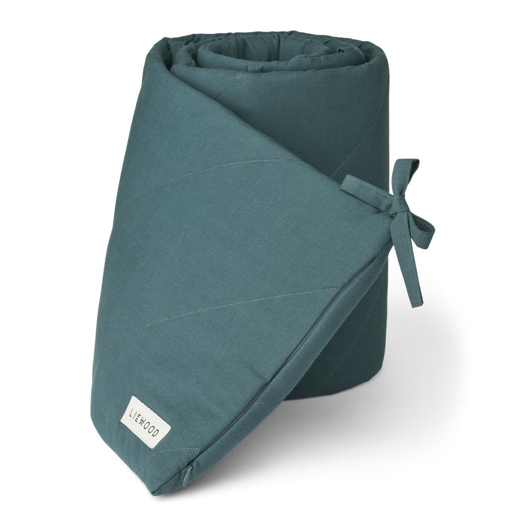 Liewood Baby Bettnestchen Whale Blue bei Yay Kids