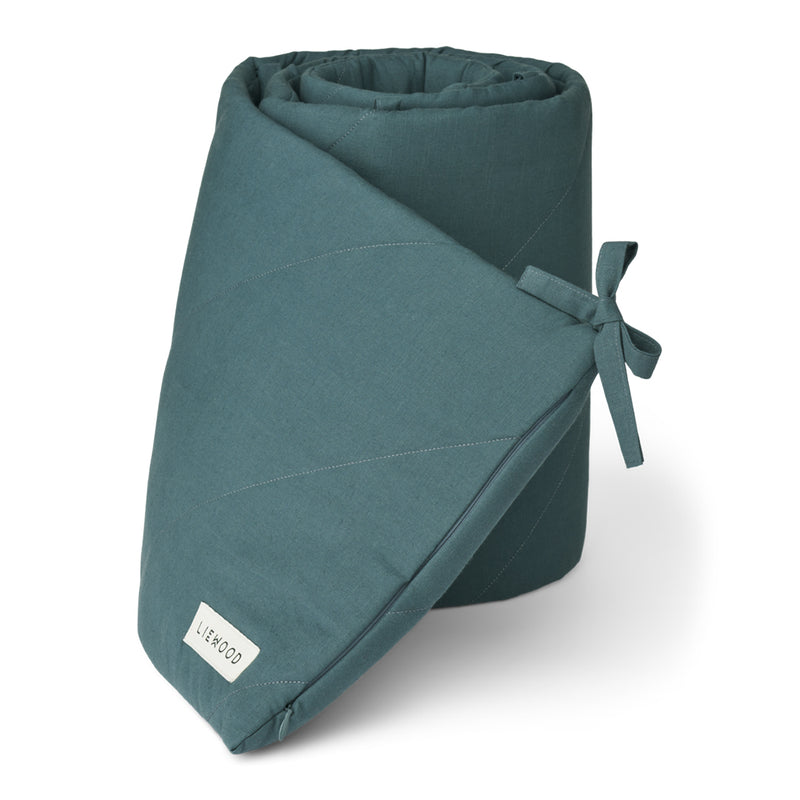 Liewood Baby Bettnestchen Whale Blue bei Yay Kids