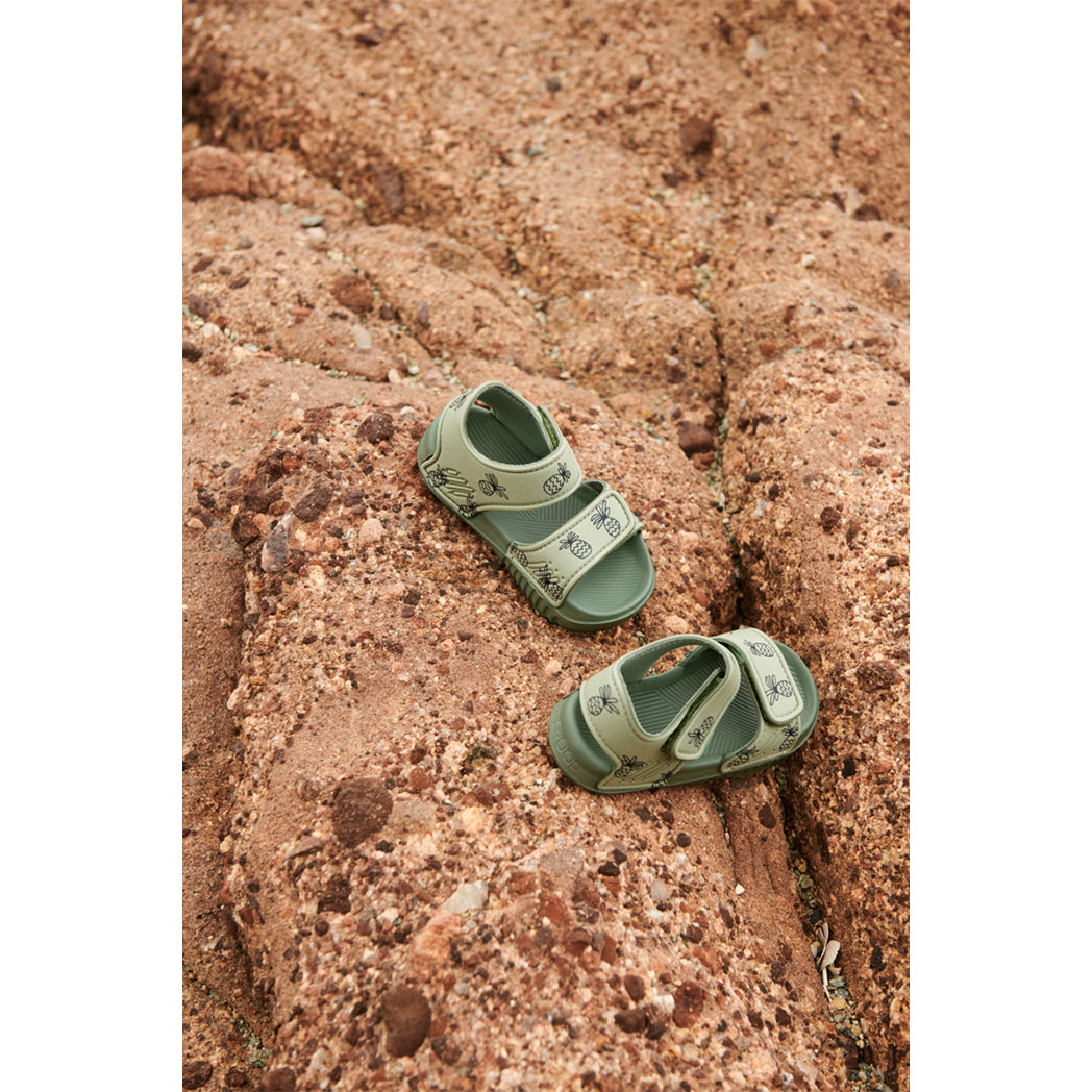  Liewood Kinder Bade Sandalen Blumer Shell / Pale tuscany bei Yay Kids