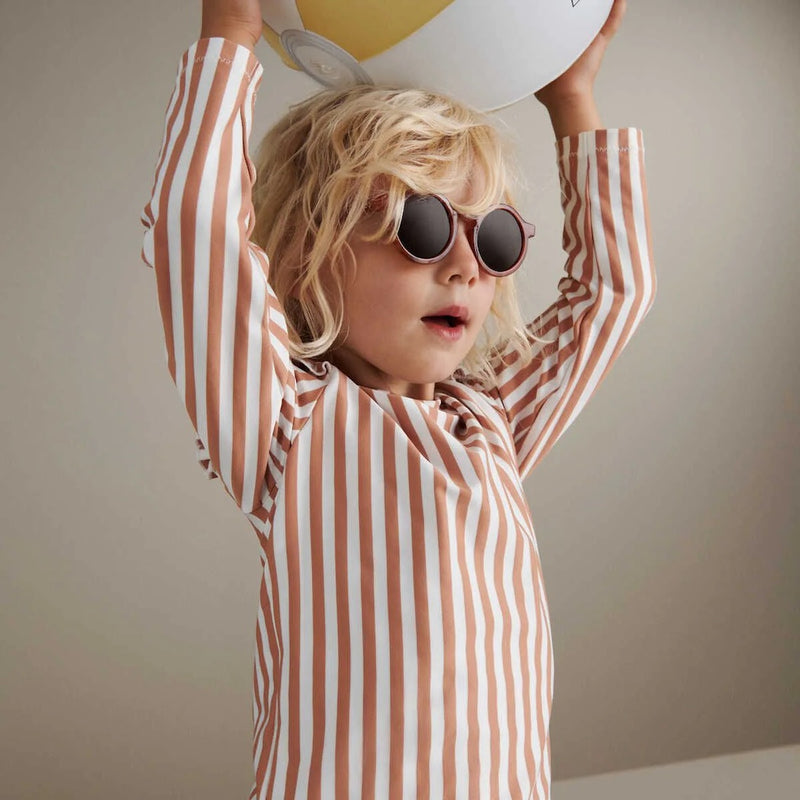 Liewood UV T-Shirt Tenley Stripe Tuscany rose / Crème de la crème bei Yay Kids