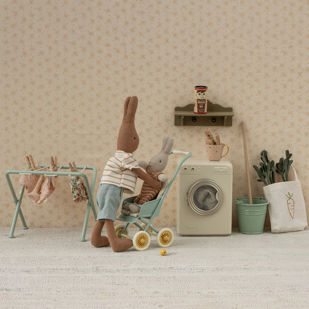 Maileg Kinderwagen Micro Mint bei Yay Kids