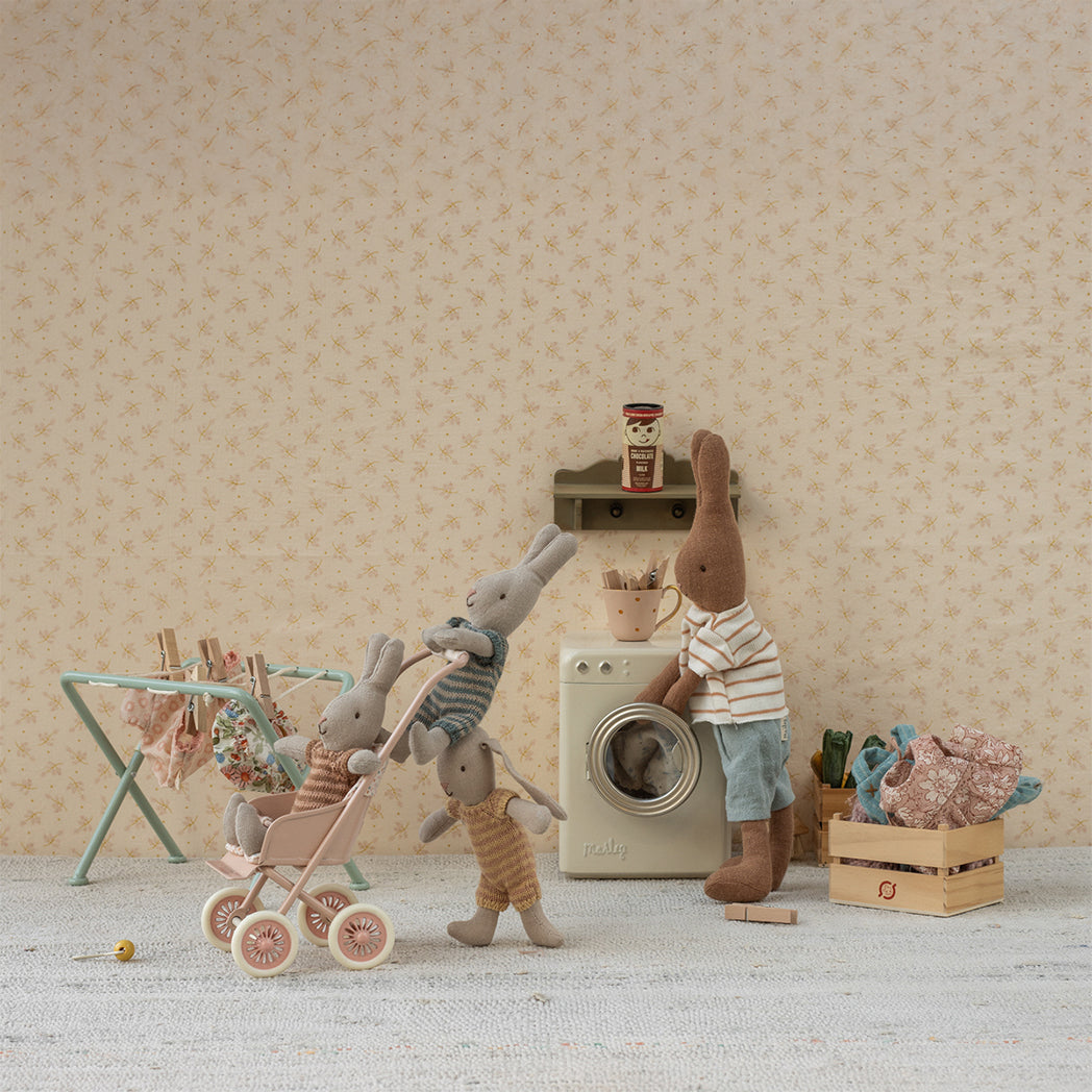Maileg Kinderwagen Micro Powder bei Yay Kids