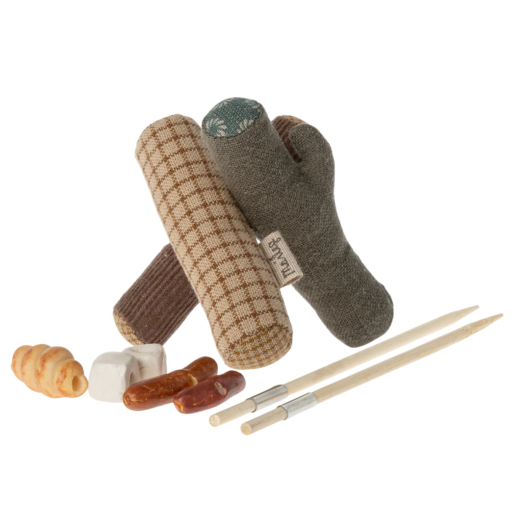 Maileg Lagerfeuer Set Maus bei Yay Kids