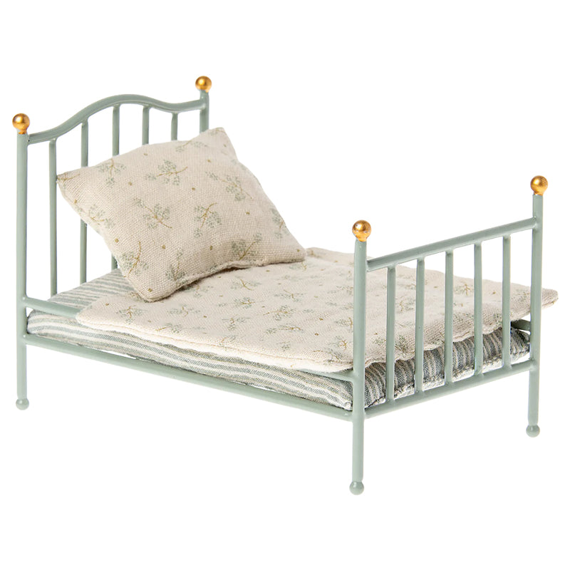 Maileg Vintage Bett Mint fürs Mäuse Puppenhaus bei Yay Kids