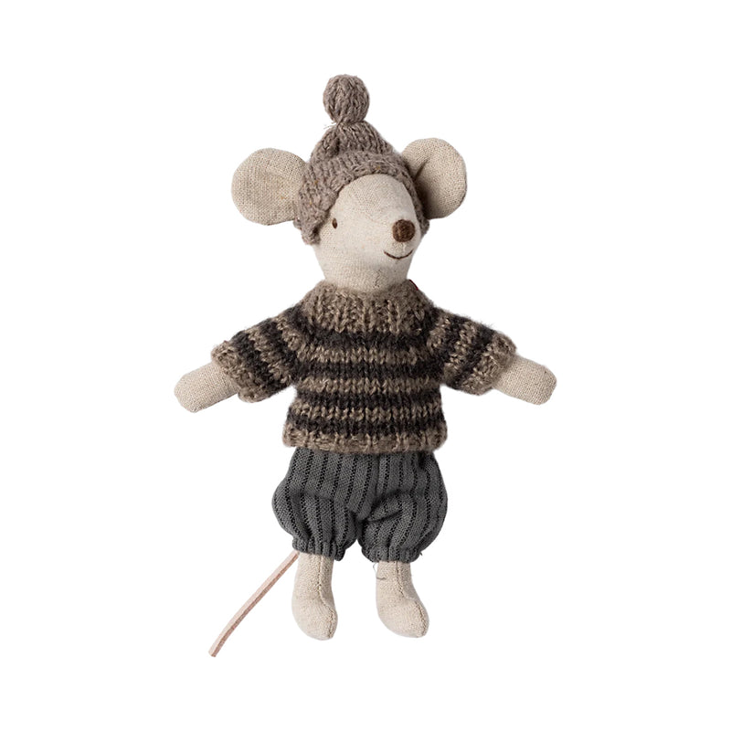 Maileg Wintermaus mit Skiset in Grau, grosser Bruder bei Yay Kids
