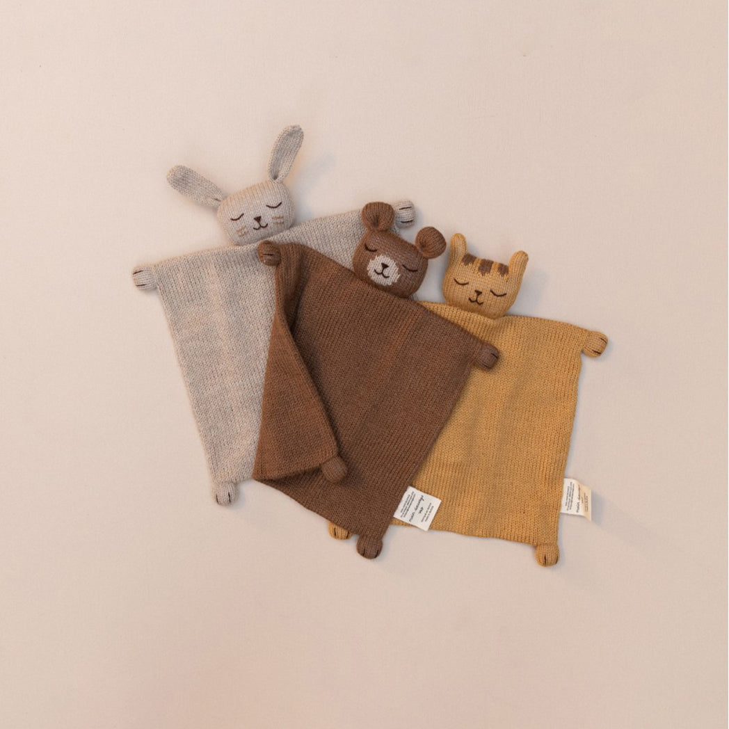 Main Sauvage Strick Kuscheltuch Teddy Nut bei Yay Kids
