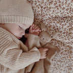 Main Sauvage Strick Kuscheltuch Hase Beige bei Yay Kids