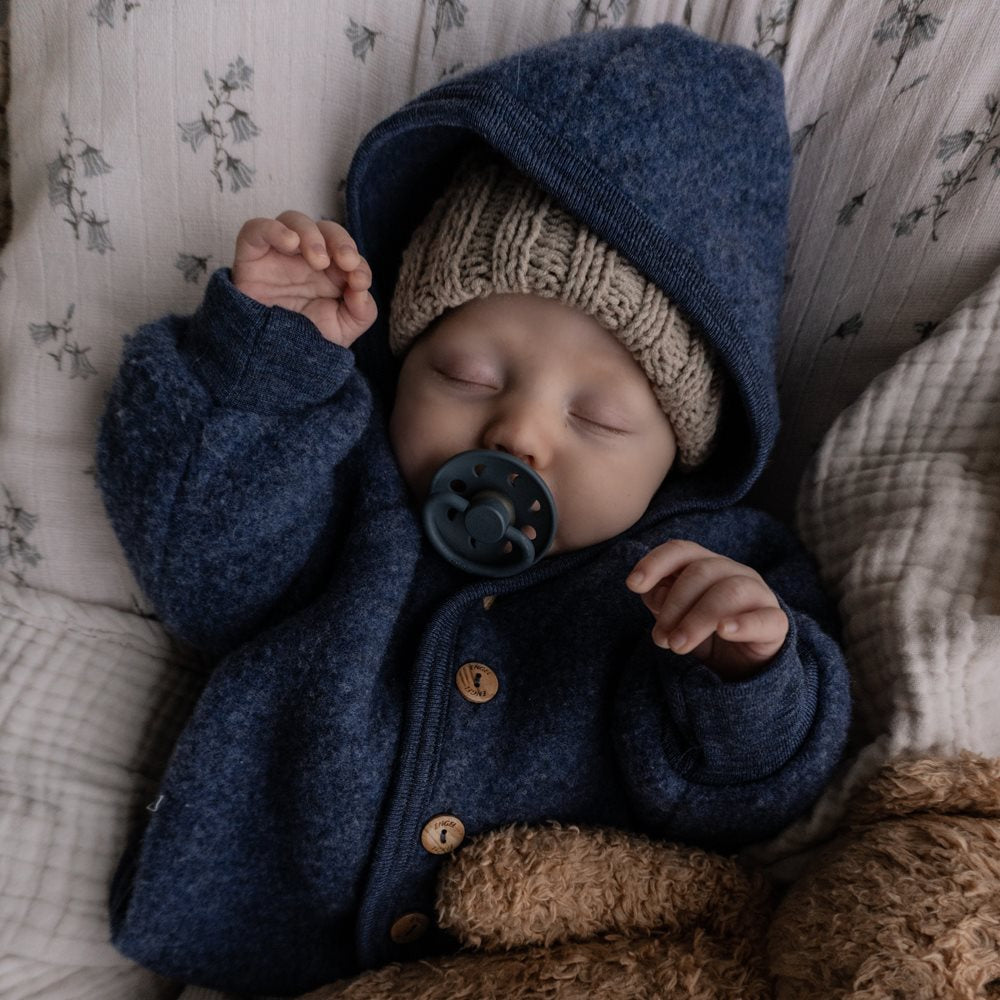 Frigg Baby Schnuller Moon Phase Blue/ Slate 0-6M bei Yay Kids