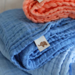 Petit Stellou Mulltuch Nooshi Cuddle Jeans klein bei Yay Kids