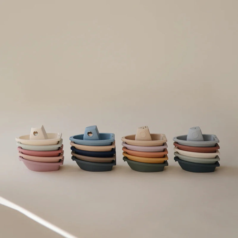 Mushie Baby Badespielzeug Boote Ocean bei Yay Kids