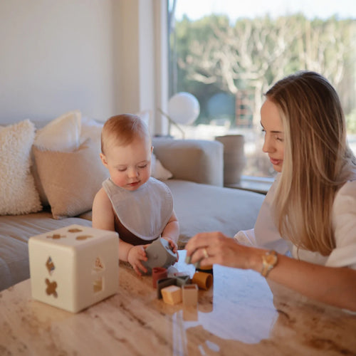 Mushie Baby Lätzchen 2er Pack Tradewinds/ Baby Blue bei Yay Kids