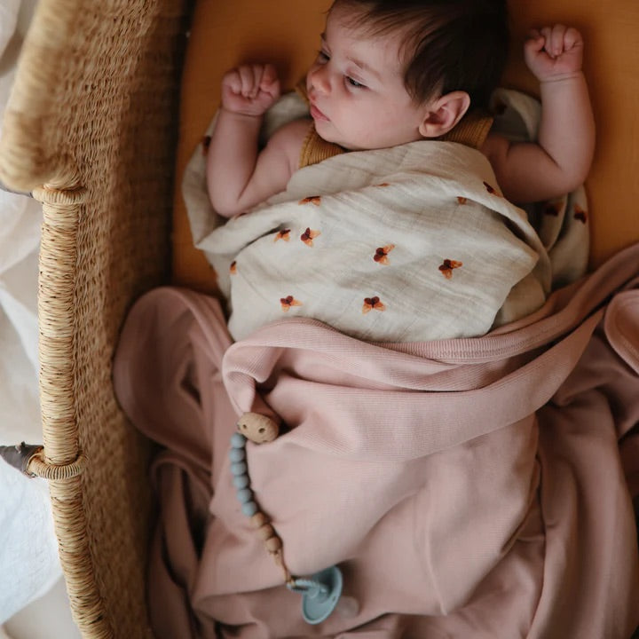 Mushie Baby Schnullerkette Eva Cloud bei Yay Kids