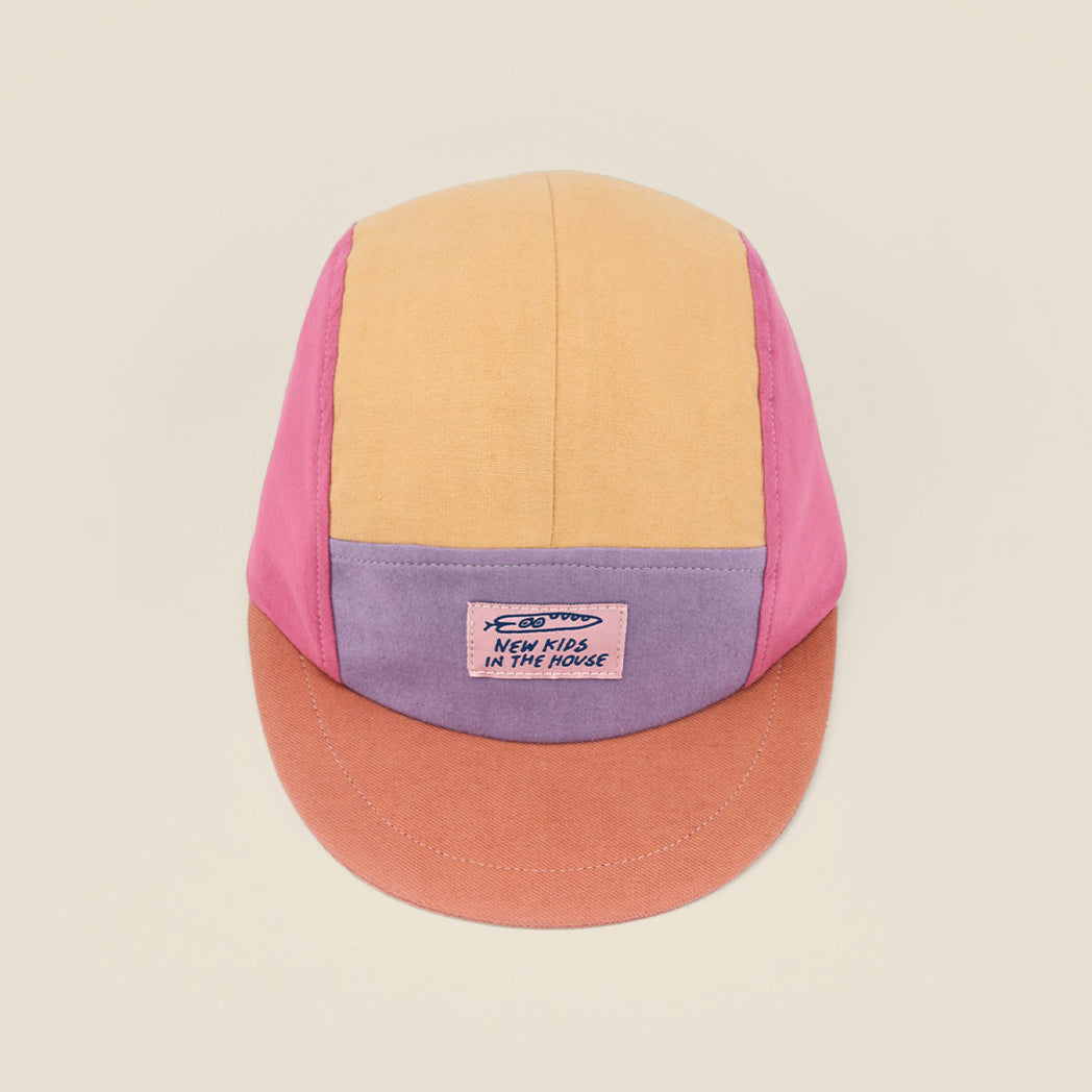 New Kids in the House Kinder Mütze Calvin magnolia bei Yay Kids