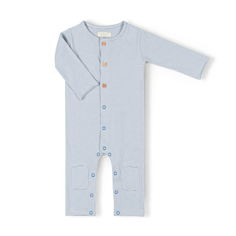 Nixnut Babystrampler aus Bio Bauwolle Sky Stripe bei YayKids