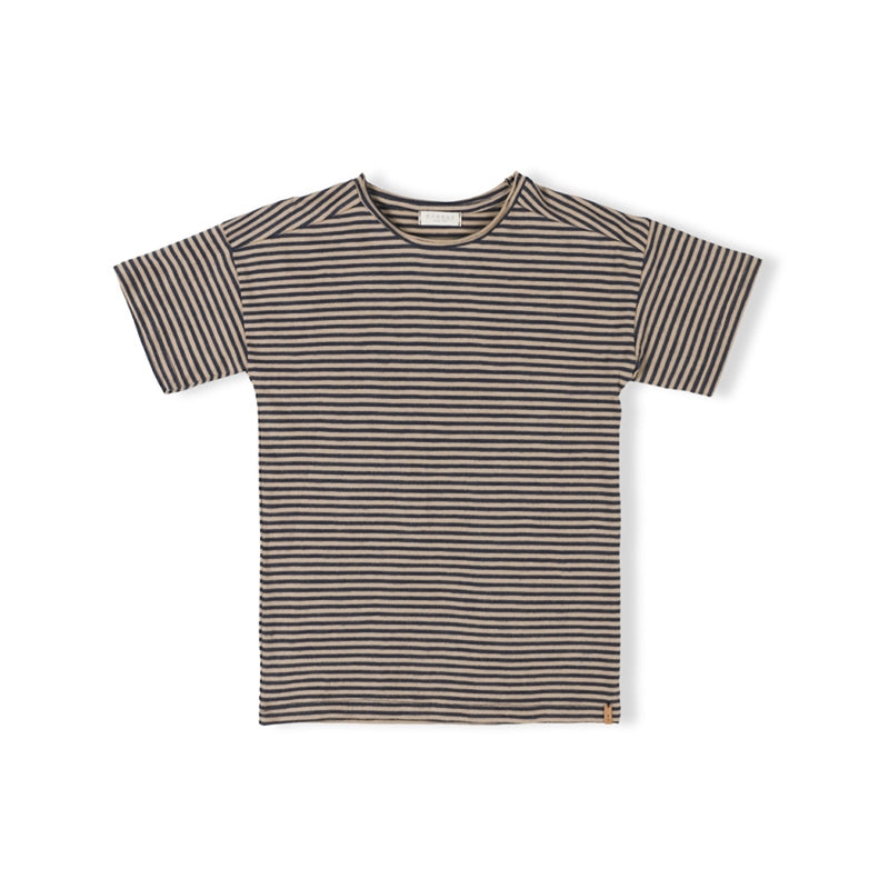 Nixnut Com T-Shirt in Dunkelblau / Beige gestreift bei Yay Kids