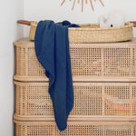 Petit Stellou Baby Nooshi Blanket Night bei Yay Kids