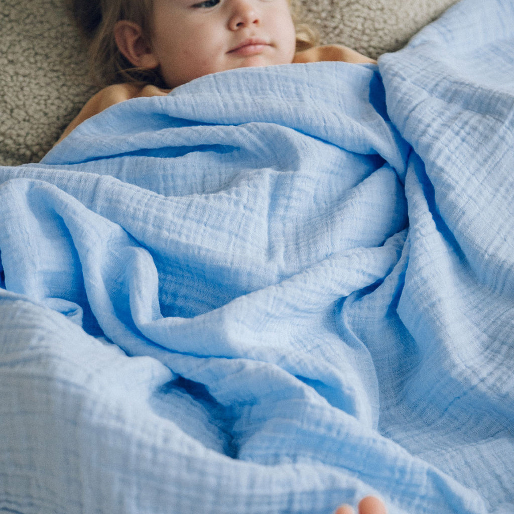 Petit Stellou Baby Nooshi Blanket Sky bei Yay Kids
