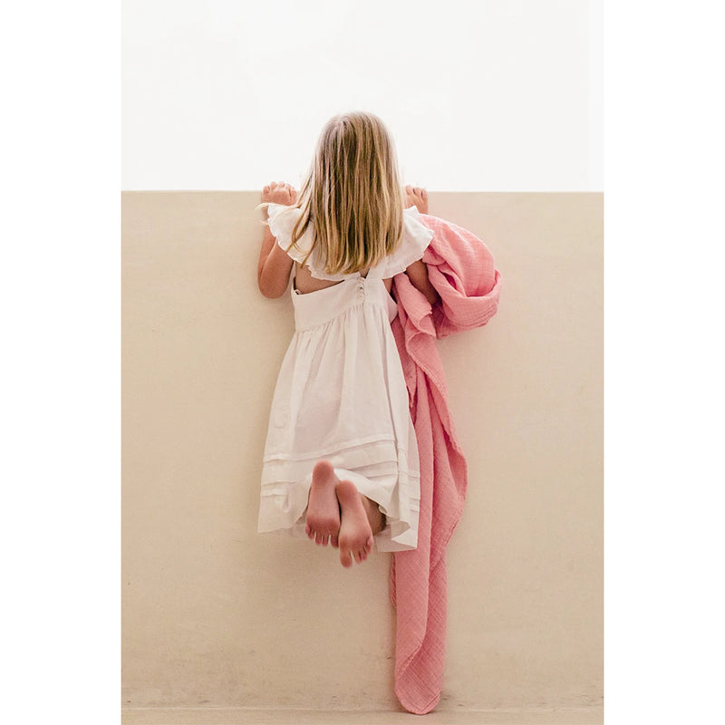 Petit Stellou Baby Nooshi Blanket Bubblegum bei Yay Kids