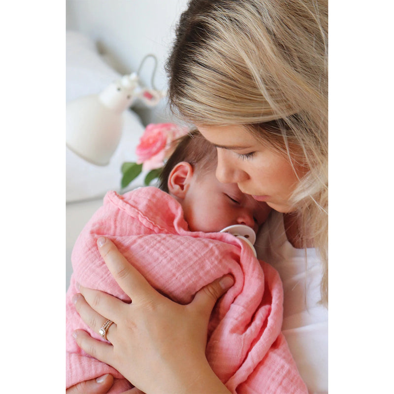 Petit Stellou Baby Nooshi Blanket Bubblegum bei Yay Kids