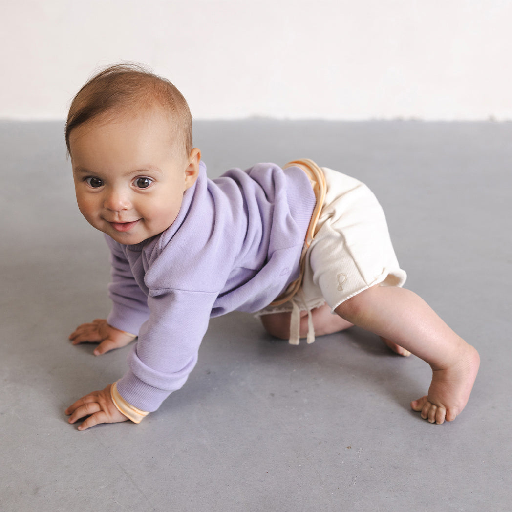 Phil & Phae Organic Chunky Baby Shorts Fresh Lavender bei Yay Kids