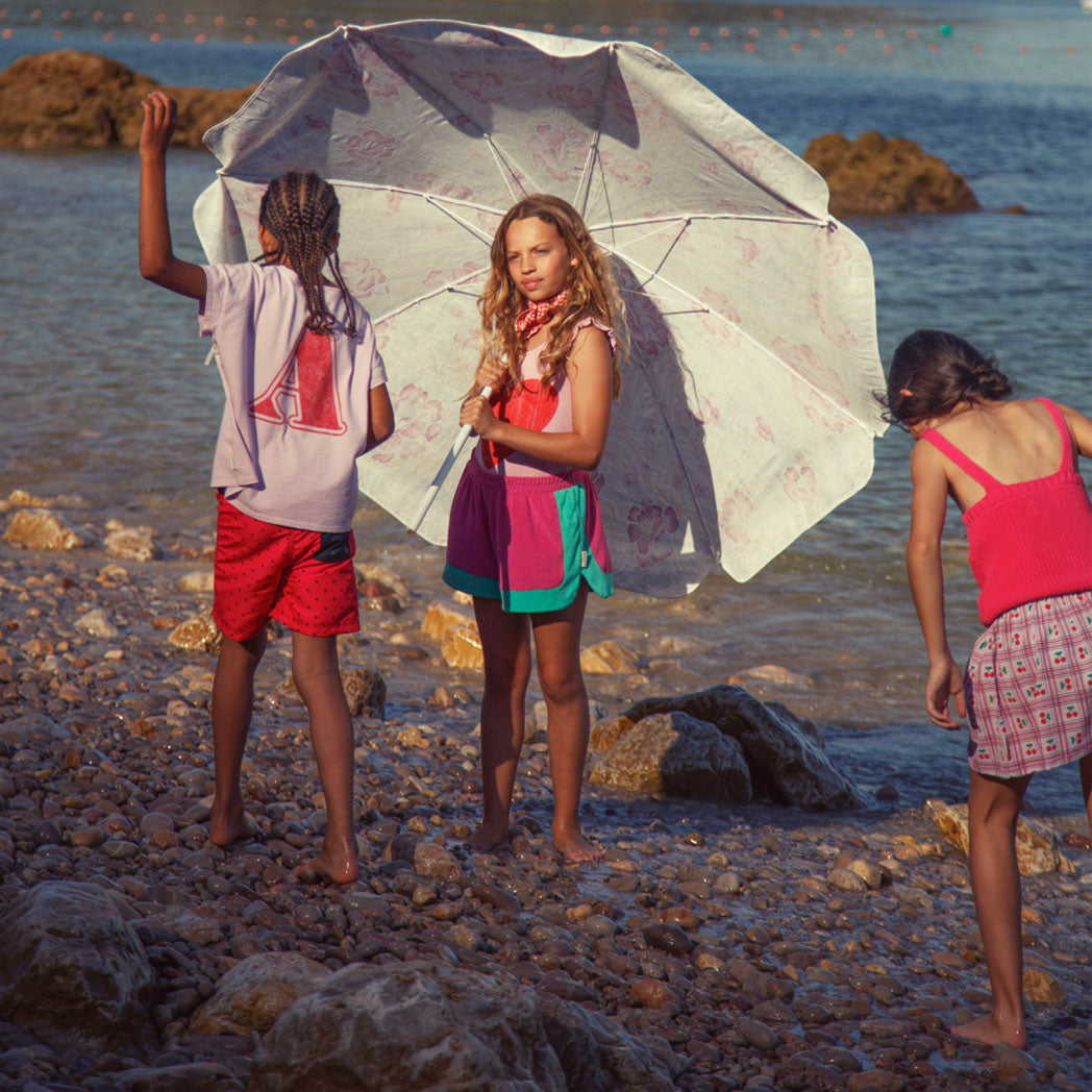 Piupiuchick Kinder Kurze Hosen aus Frotteestoff fuchsia & green bei Yay Kids