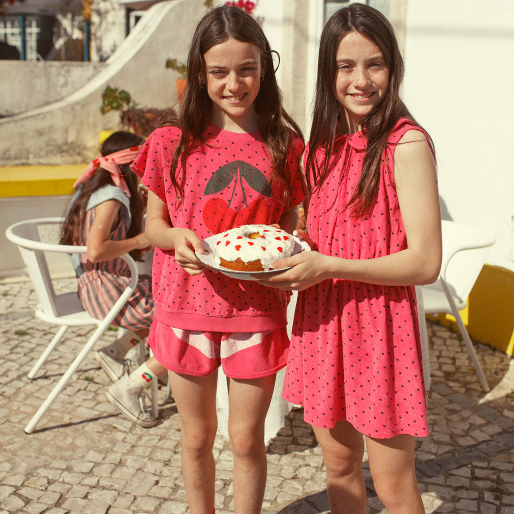 Piupiuchick Kinder Kurze Hosen aus Frotteestoff pink w/ white stripes print bei Yay Kids